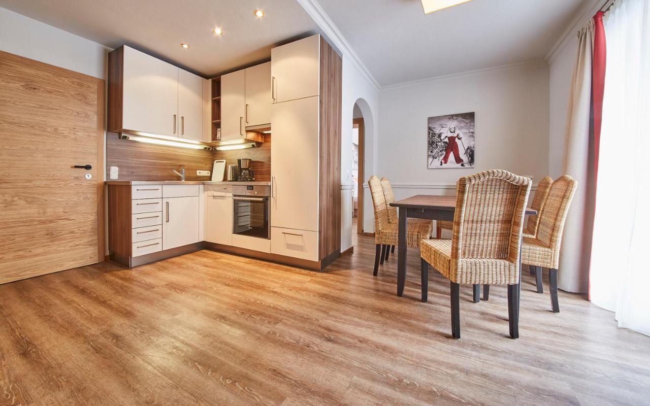 Huettl Relax Appartements Saalbach-Hinterglemm Exterior foto