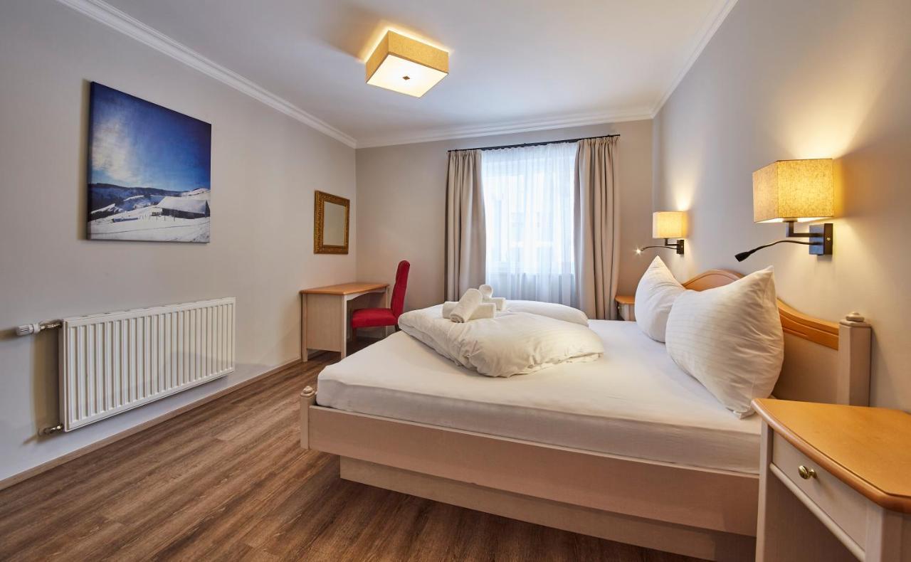 Huettl Relax Appartements Saalbach-Hinterglemm Exterior foto
