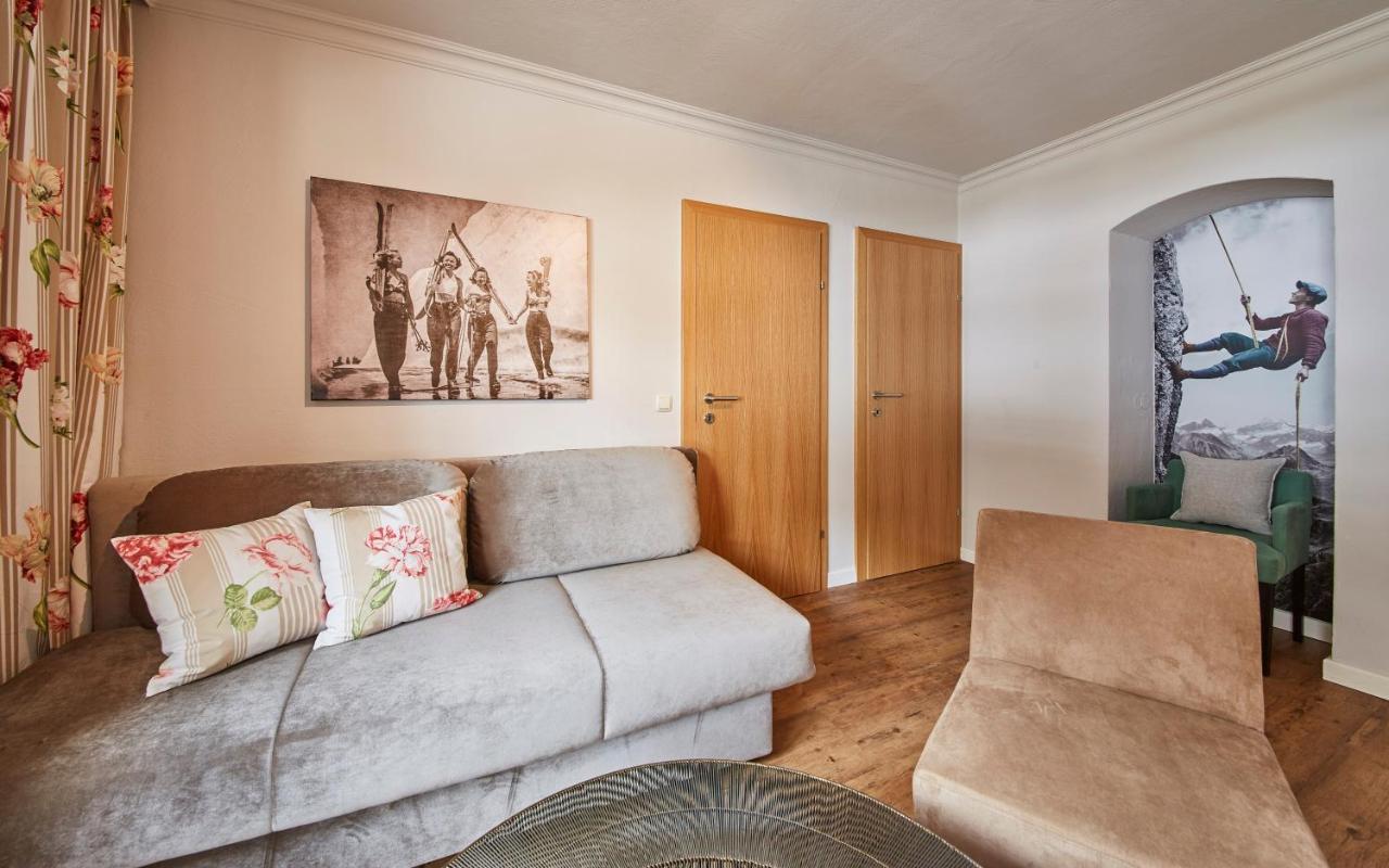 Huettl Relax Appartements Saalbach-Hinterglemm Exterior foto